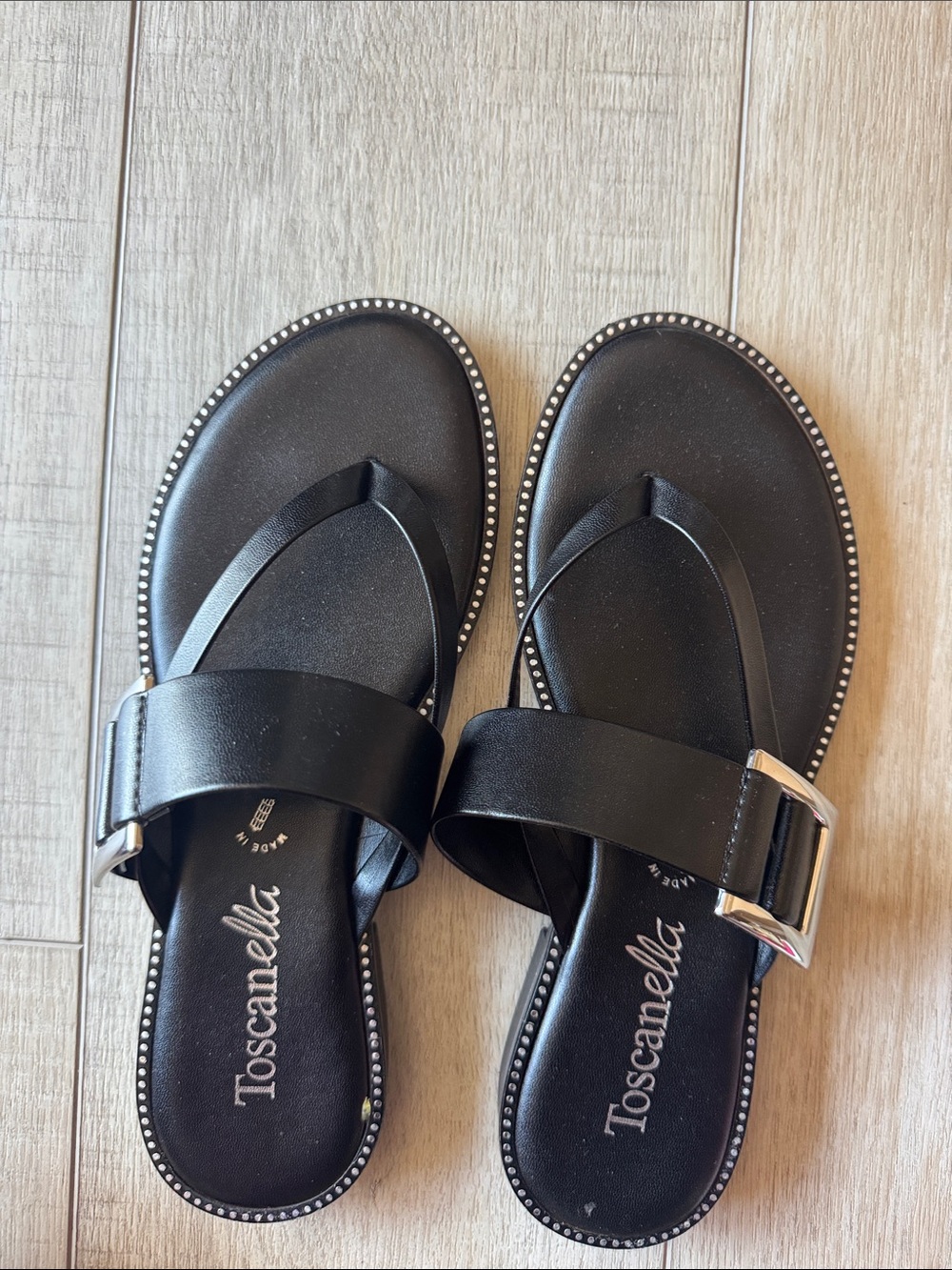 Toscanella Black Buckle Slide Sandals